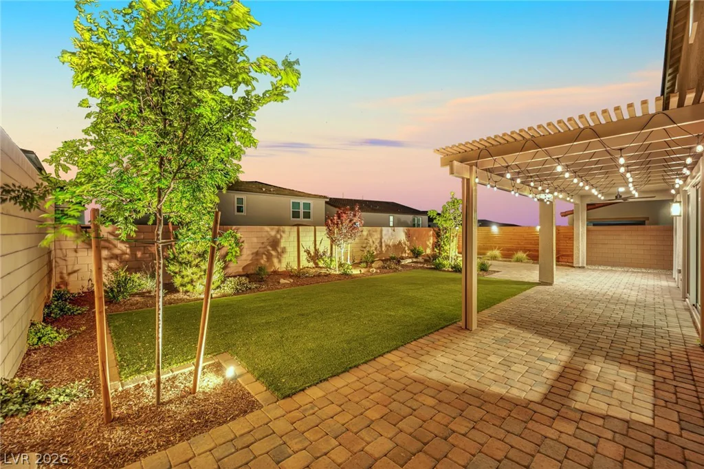 10190 Bismarck Palms, Las Vegas, NV 89166
