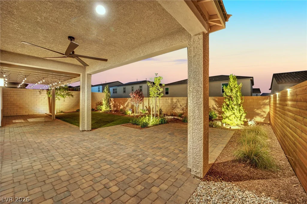 10190 Bismarck Palms, Las Vegas, NV 89166