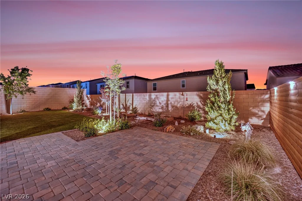 10190 Bismarck Palms, Las Vegas, NV 89166