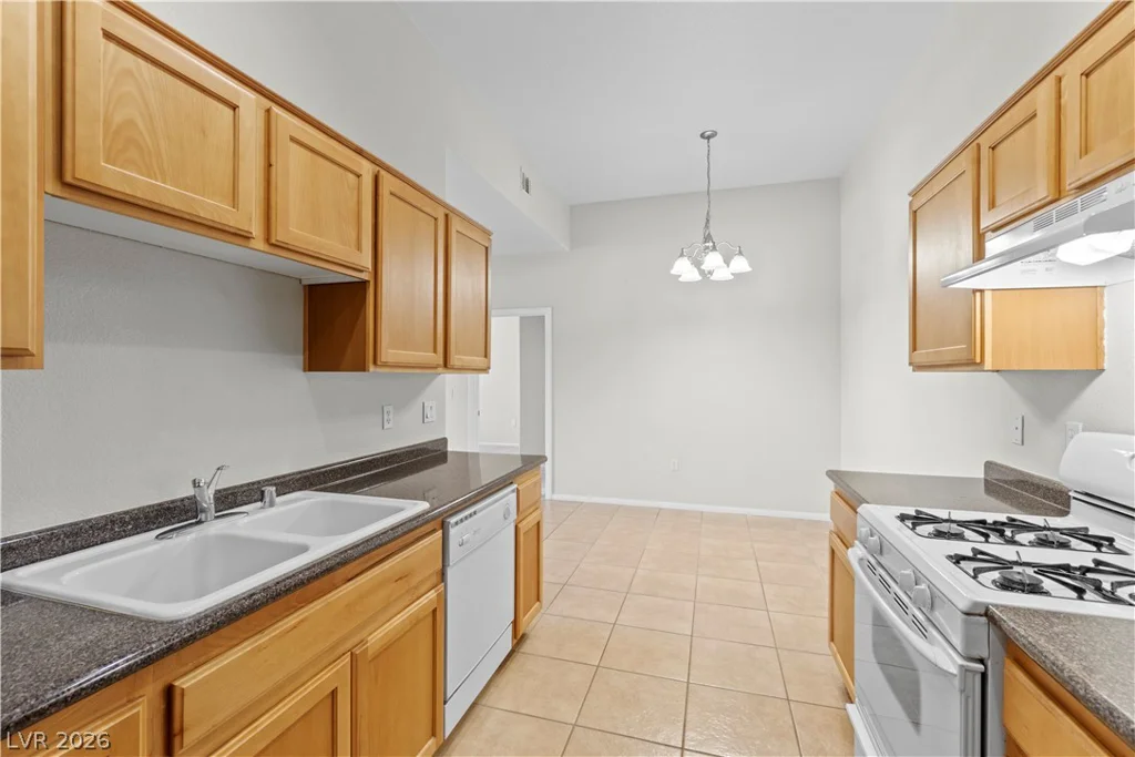 8805 Jeffreys, Las Vegas, NV 89123