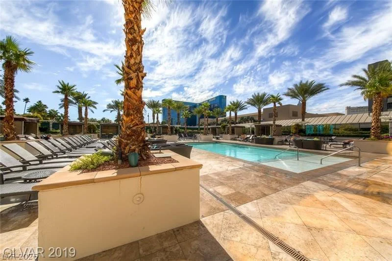 135 Harmon, Las Vegas, NV 89109