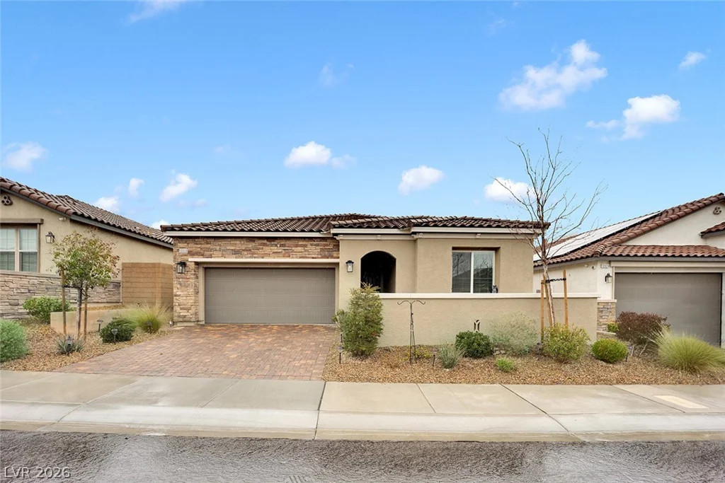 10930 Tracy Stevens, Las Vegas, NV 89166