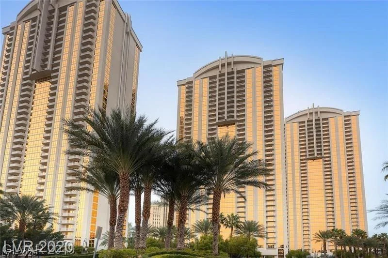 145 Harmon, Las Vegas, NV 89109