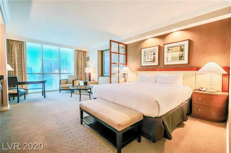 145 Harmon, Las Vegas, NV 89109