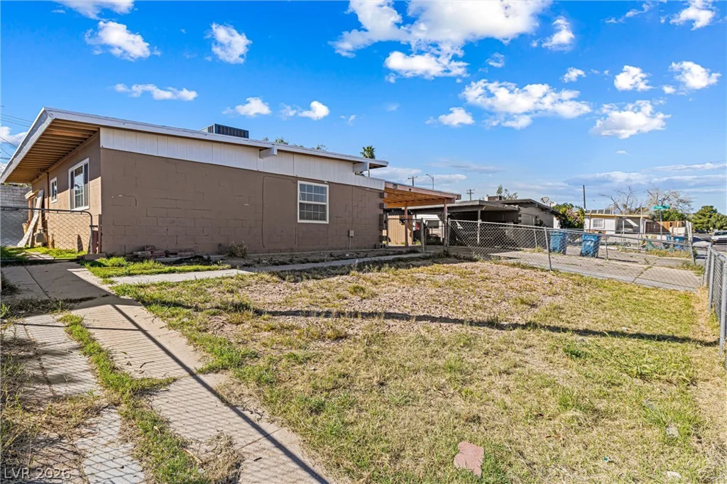 2204 15th, Las Vegas, NV 89104