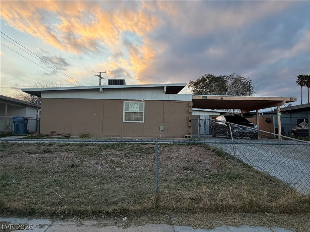 2204 15th, Las Vegas, NV 89104
