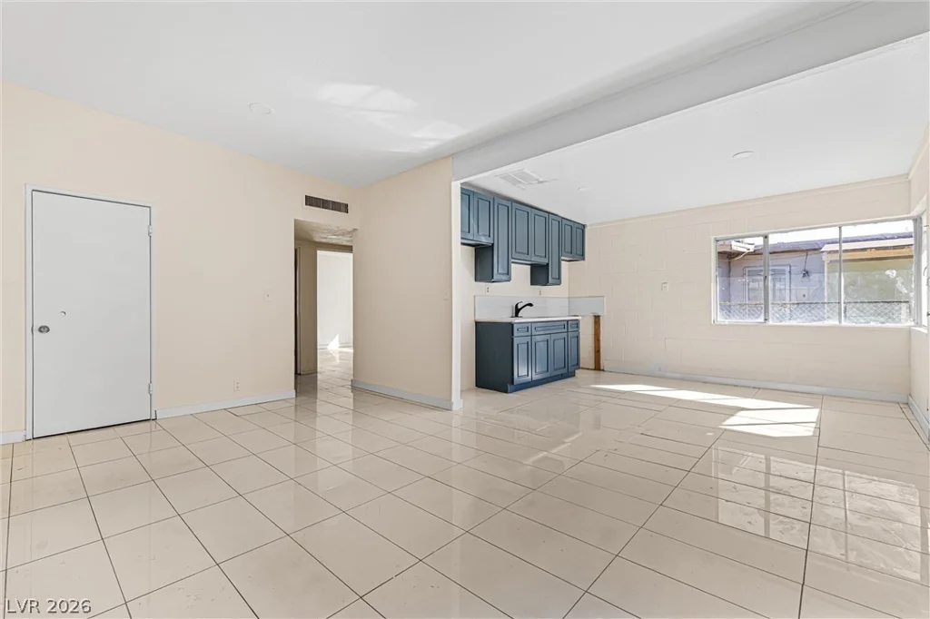 2204 15th, Las Vegas, NV 89104