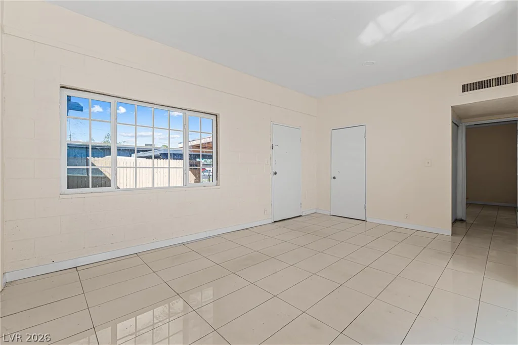 2204 15th, Las Vegas, NV 89104