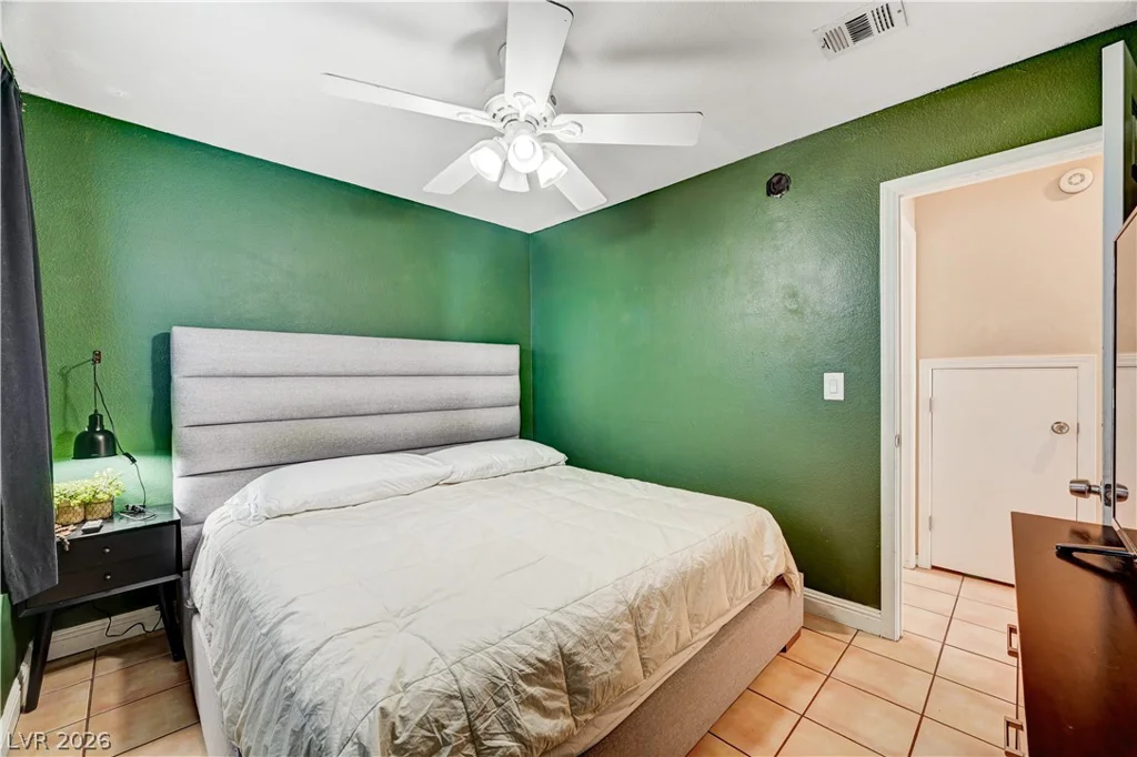 6508 Moon Roses, Las Vegas, NV 89108