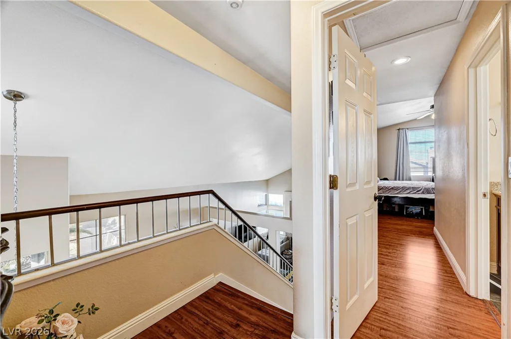 6508 Moon Roses, Las Vegas, NV 89108