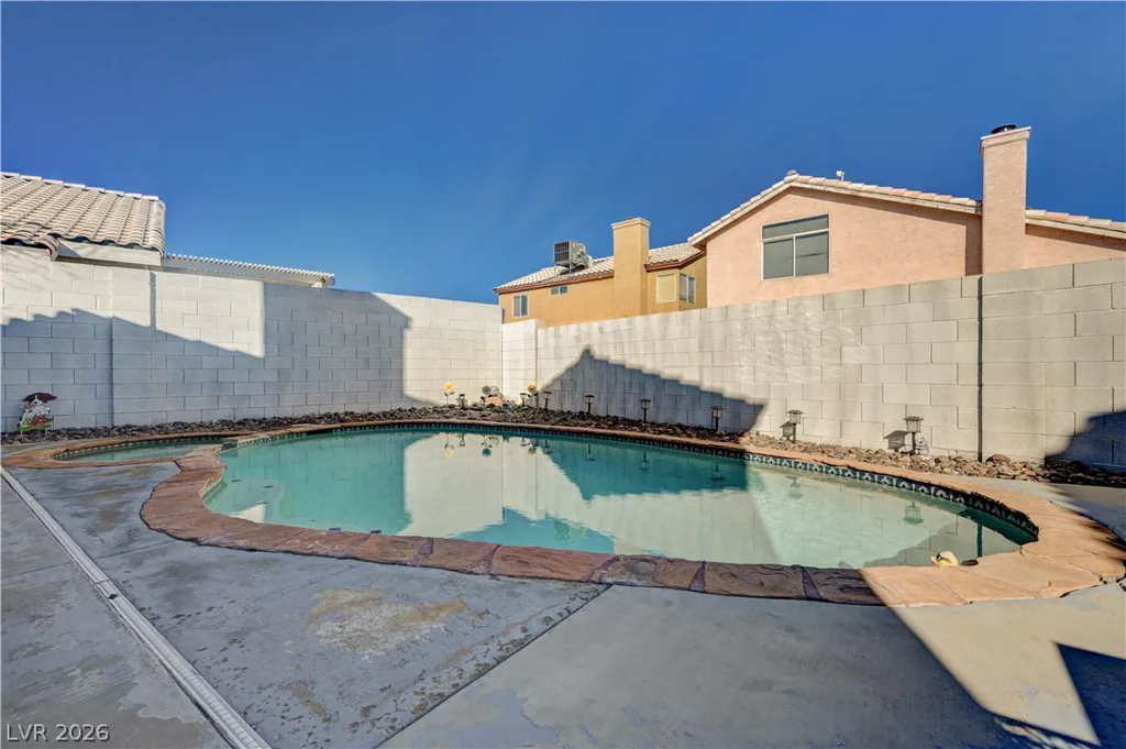 6508 Moon Roses, Las Vegas, NV 89108