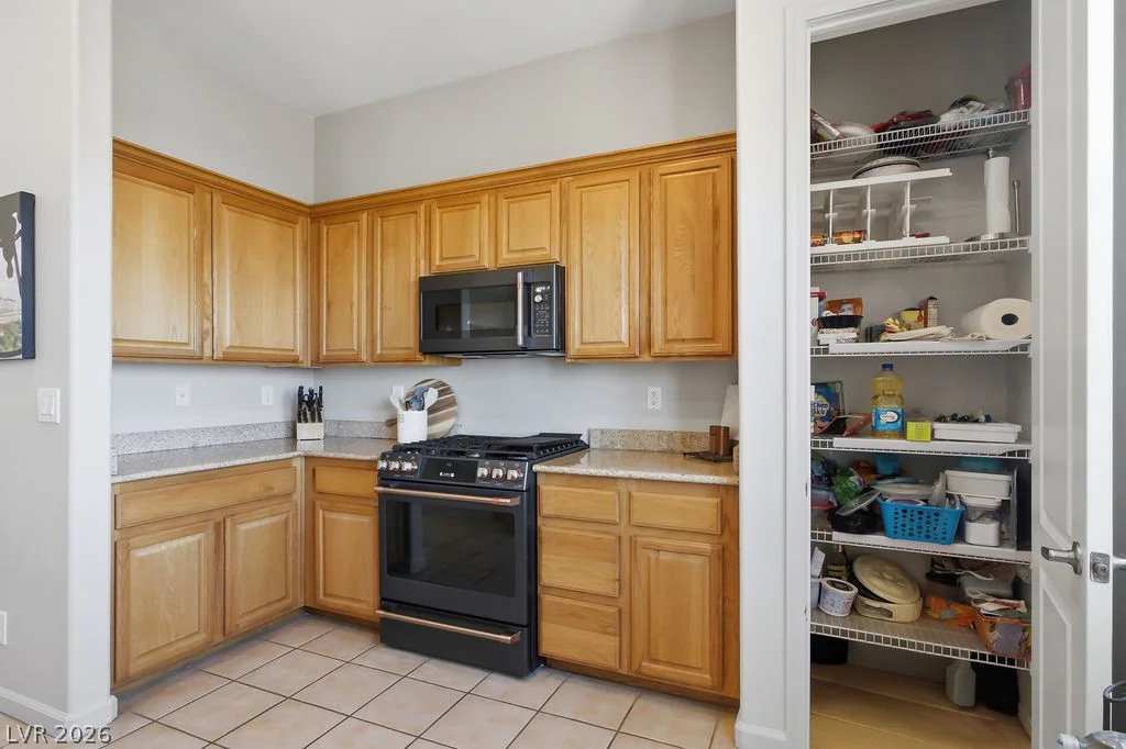 2443 Kaymin Ridge, Henderson, NV 89052
