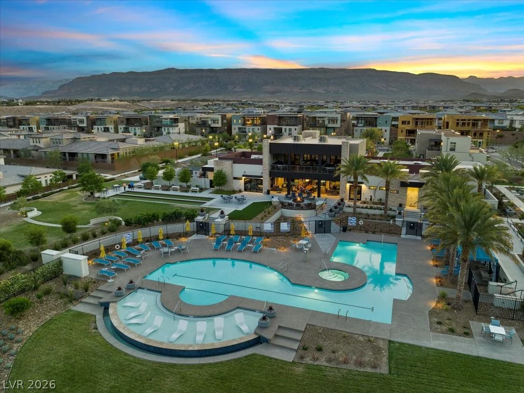 4262 Swift, Las Vegas, NV 89135
