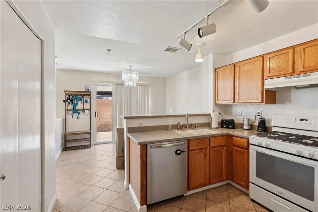 2412 Attributes, North Las Vegas, NV 89031