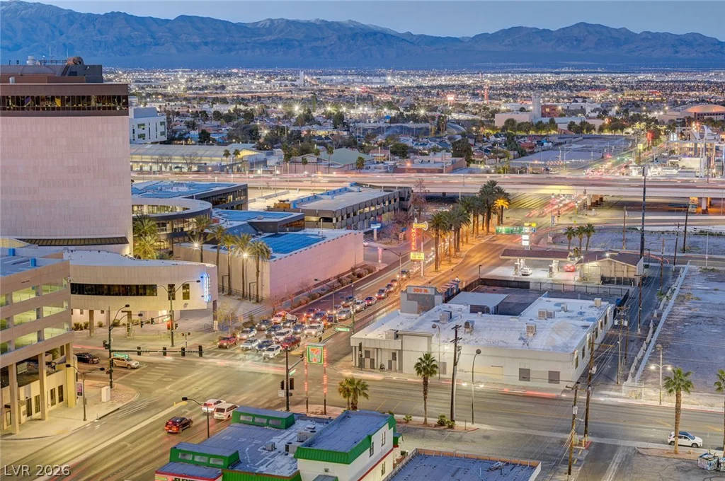 150 Las Vegas, Las Vegas, NV 89101