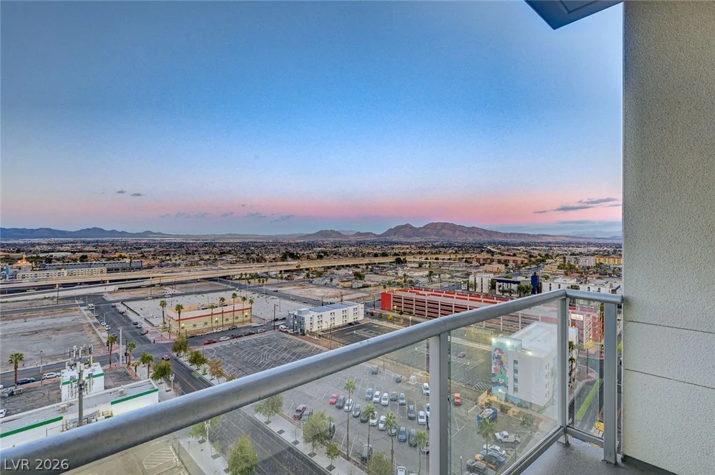 150 Las Vegas, Las Vegas, NV 89101