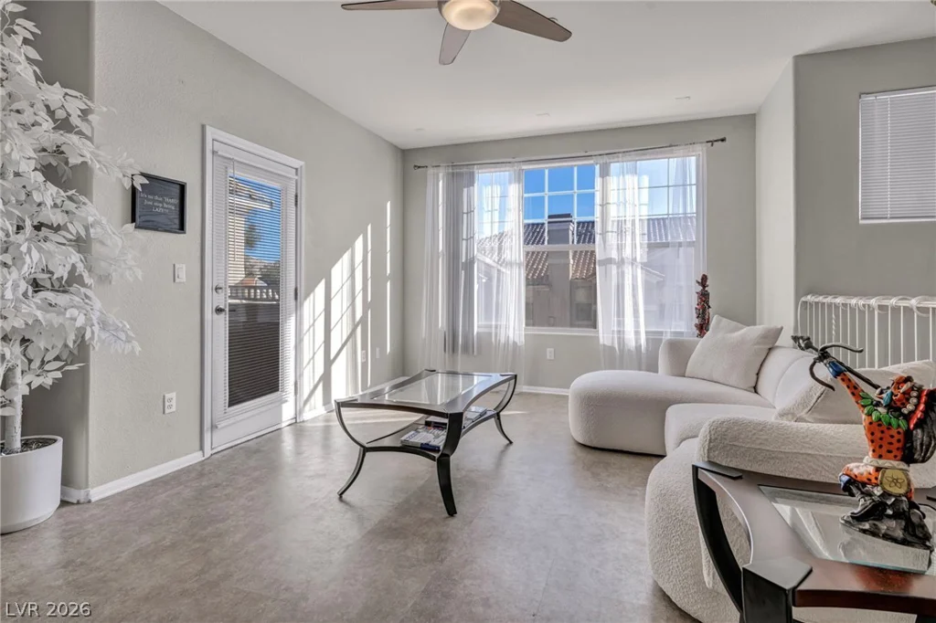 5855 Valley, North Las Vegas, NV 89031