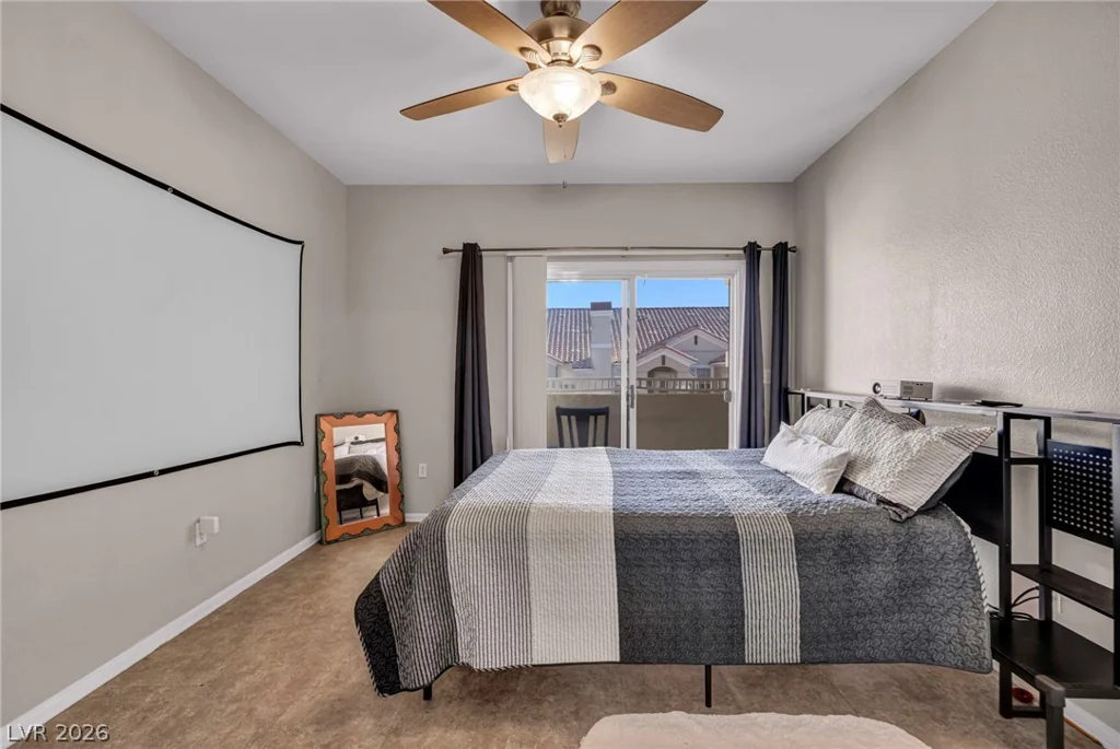 5855 Valley, North Las Vegas, NV 89031