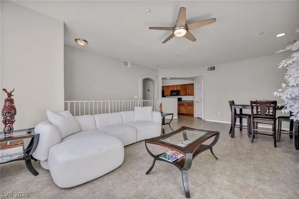 5855 Valley, North Las Vegas, NV 89031
