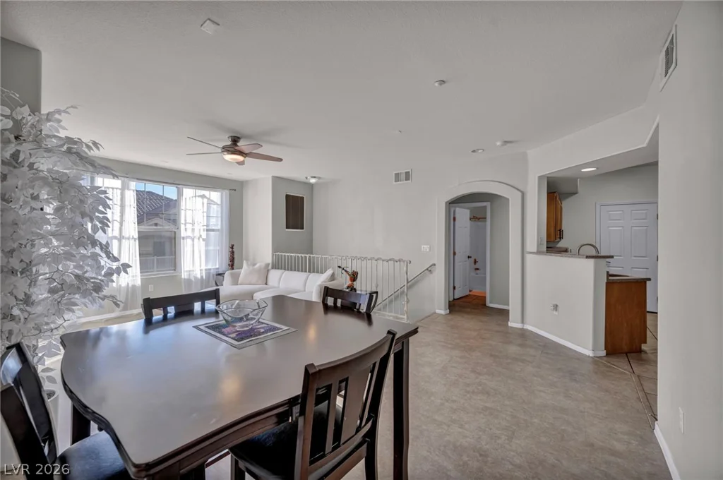 5855 Valley, North Las Vegas, NV 89031