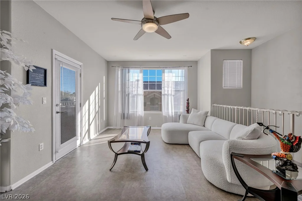 5855 Valley, North Las Vegas, NV 89031