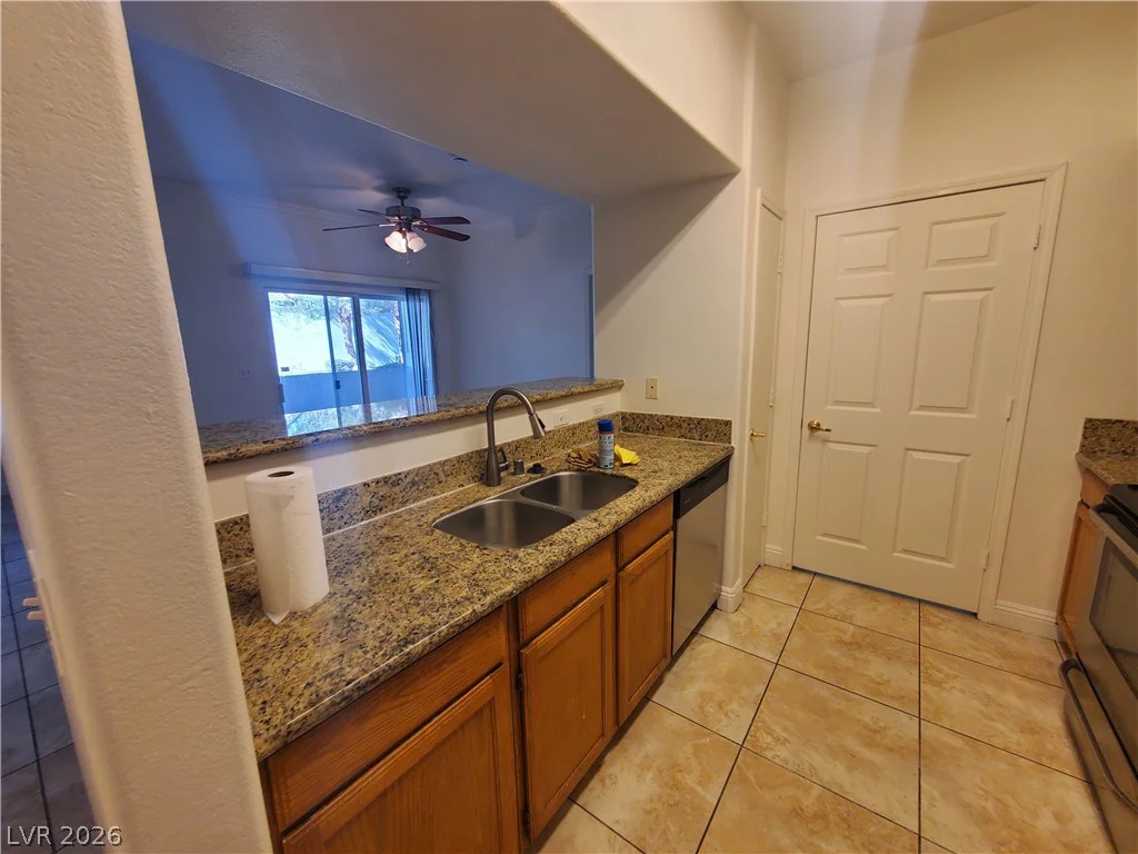 7255 Sunset, Las Vegas, NV 89113