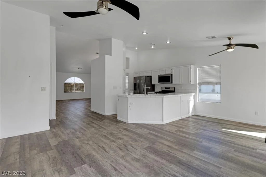 2305 Lone Ridge, North Las Vegas, NV 89032