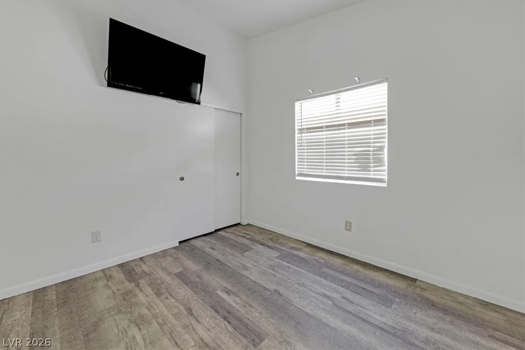 2305 Lone Ridge, North Las Vegas, NV 89032