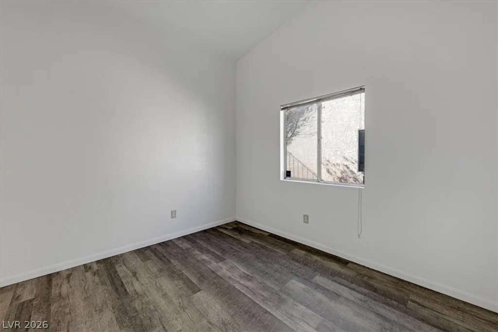 2305 Lone Ridge, North Las Vegas, NV 89032