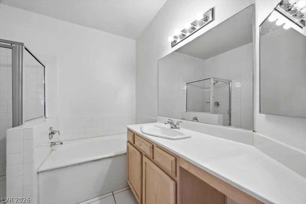 2050 Warm Springs, Henderson, NV 89014