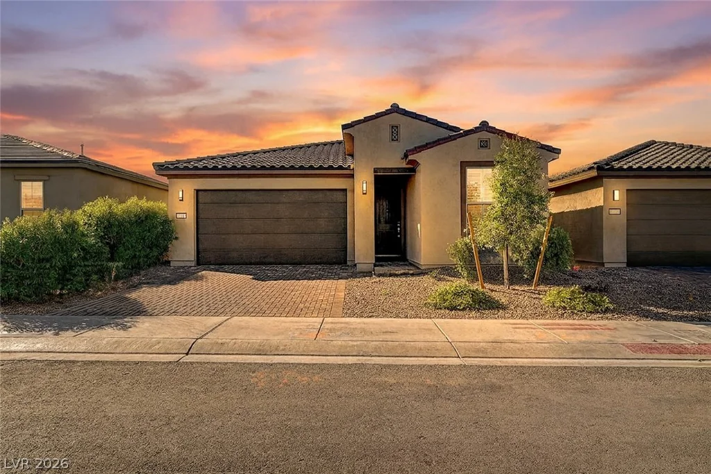 10255 Crimson Currant, Las Vegas, NV 89143