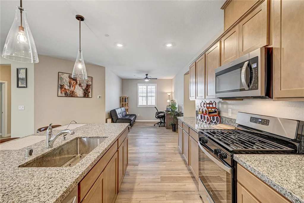 10255 Crimson Currant, Las Vegas, NV 89143