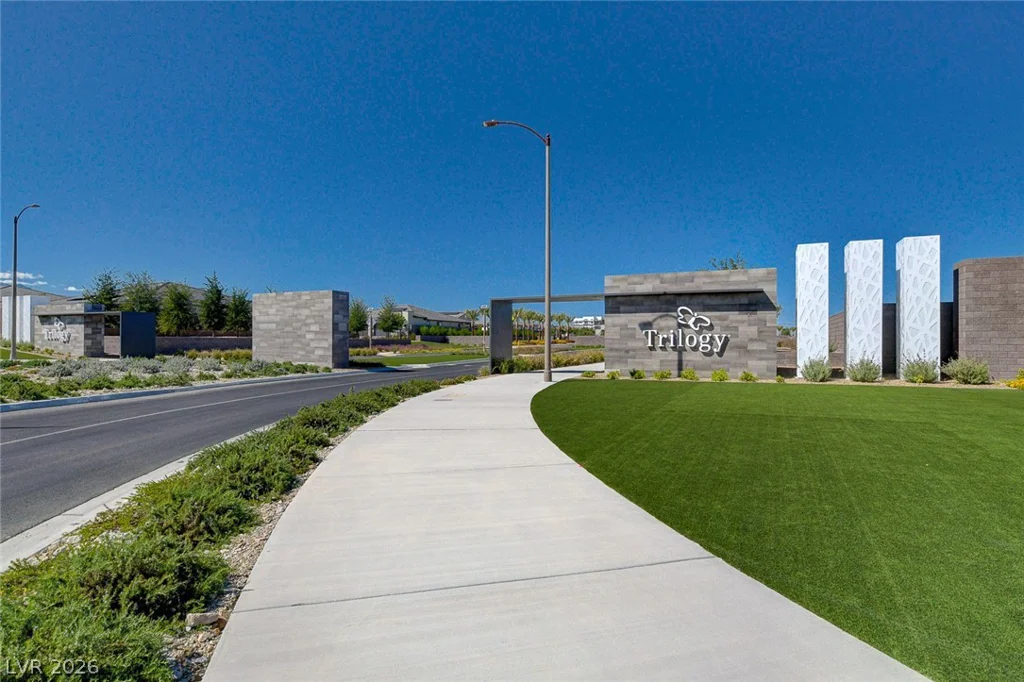 10255 Crimson Currant, Las Vegas, NV 89143