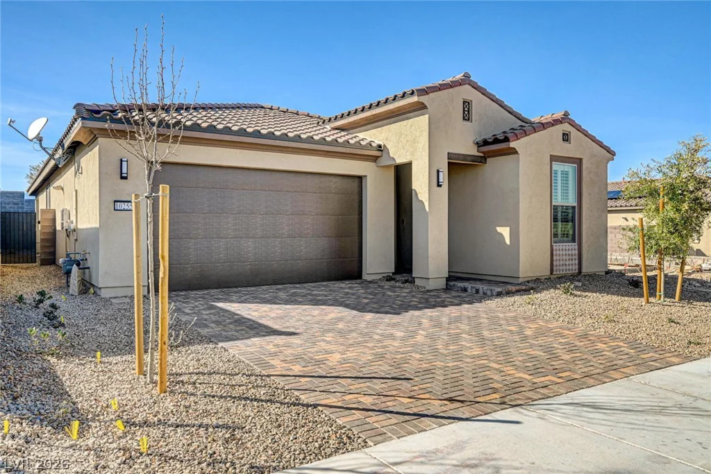 10255 Crimson Currant, Las Vegas, NV 89143