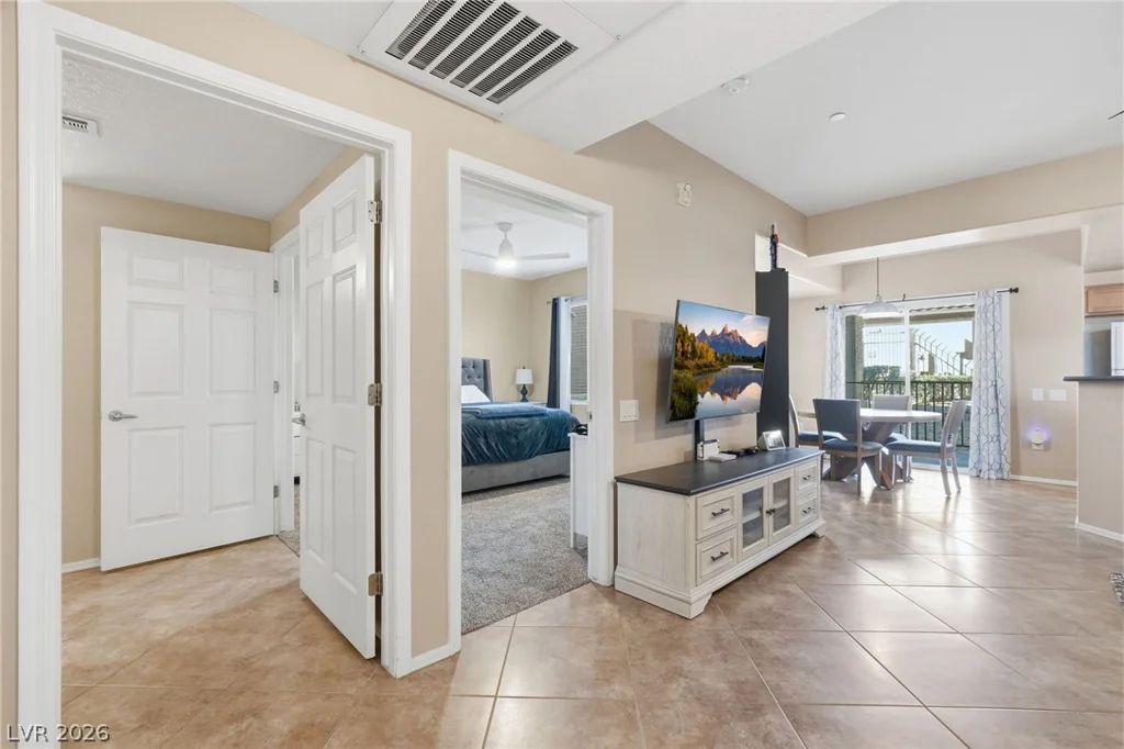 6868 Sky Pointe, Las Vegas, NV 89131