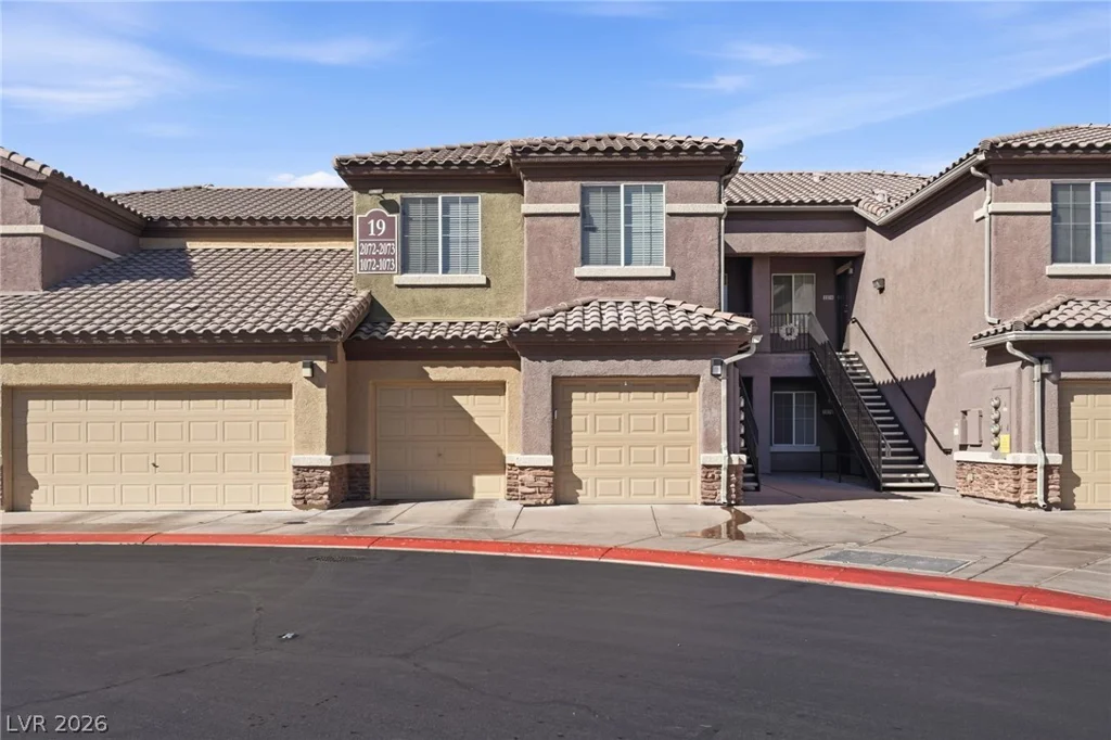 6868 Sky Pointe, Las Vegas, NV 89131