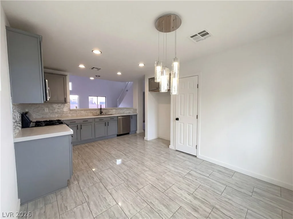 921 Neva Ranch, North Las Vegas, NV 89081
