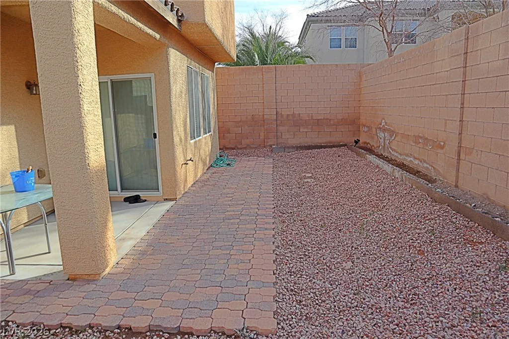 8371 Stillhouse, Las Vegas, NV 89113