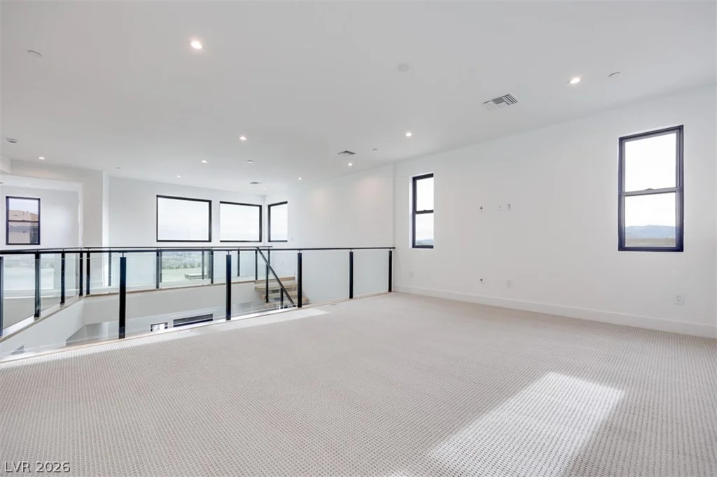 27 Sumter Ridge, Las Vegas, NV 89138