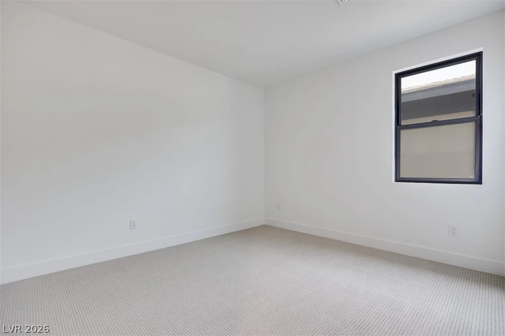 27 Sumter Ridge, Las Vegas, NV 89138