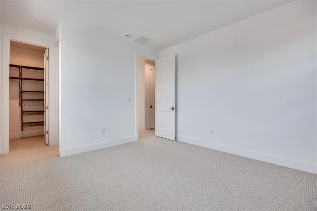 27 Sumter Ridge, Las Vegas, NV 89138