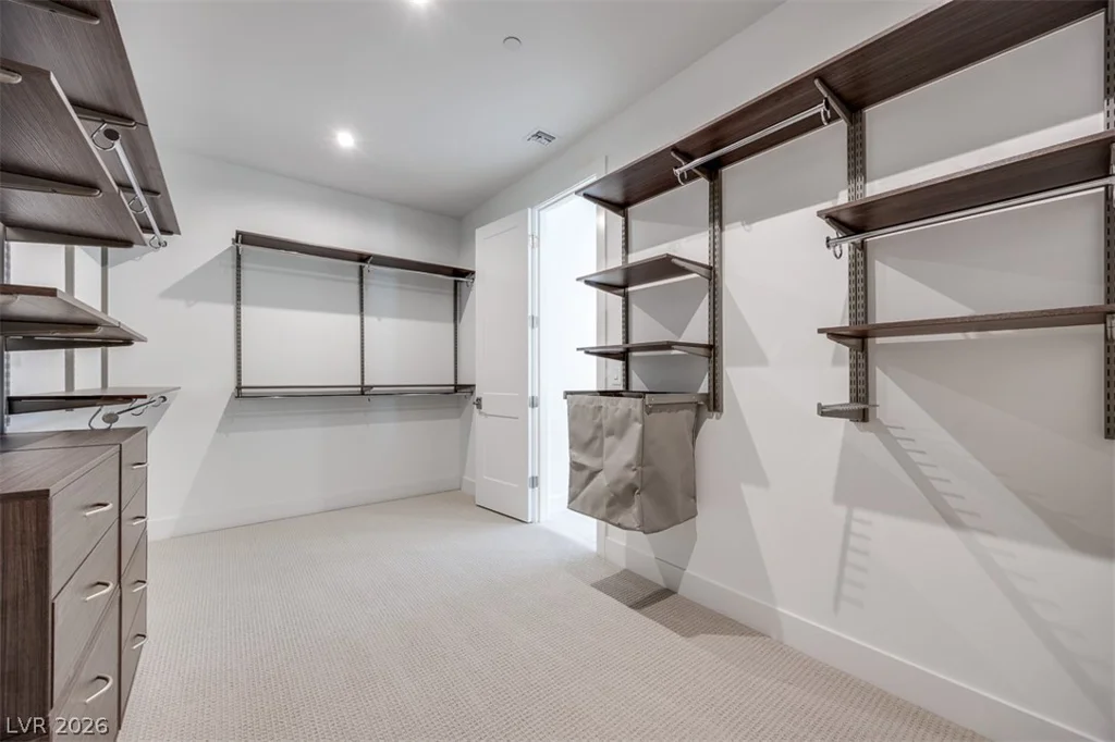 27 Sumter Ridge, Las Vegas, NV 89138