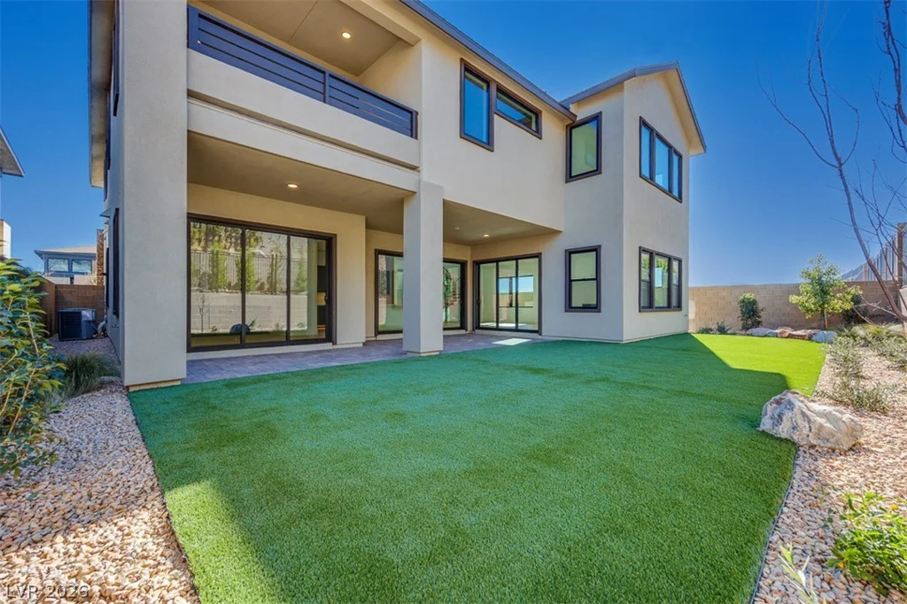 27 Sumter Ridge, Las Vegas, NV 89138