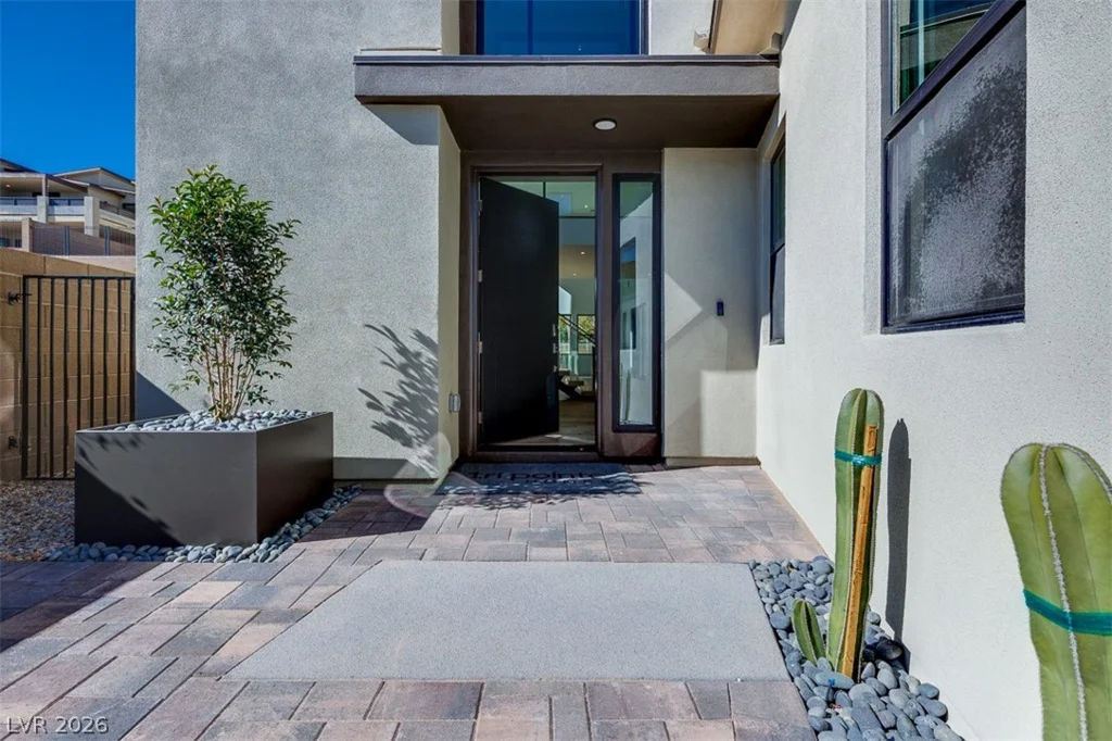 27 Sumter Ridge, Las Vegas, NV 89138