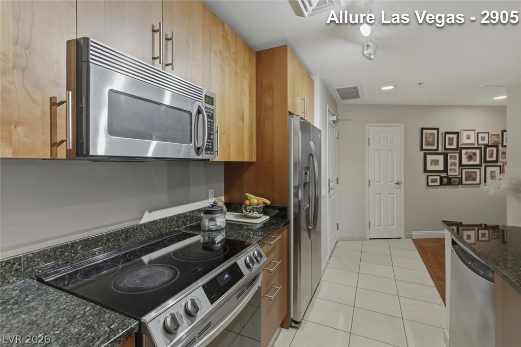 200 Sahara, Las Vegas, NV 89102