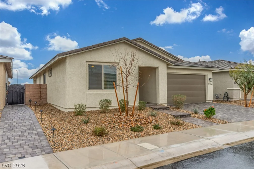 2109 Dalewood, North Las Vegas, NV 89086