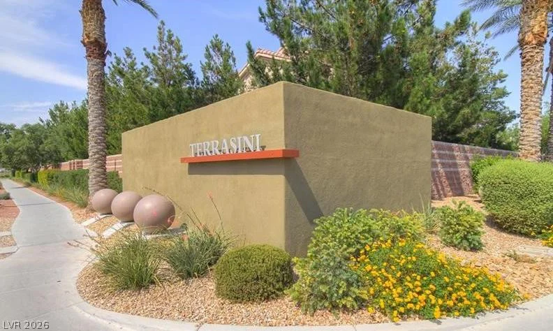 6655 Abruzzi, North Las Vegas, NV 89084