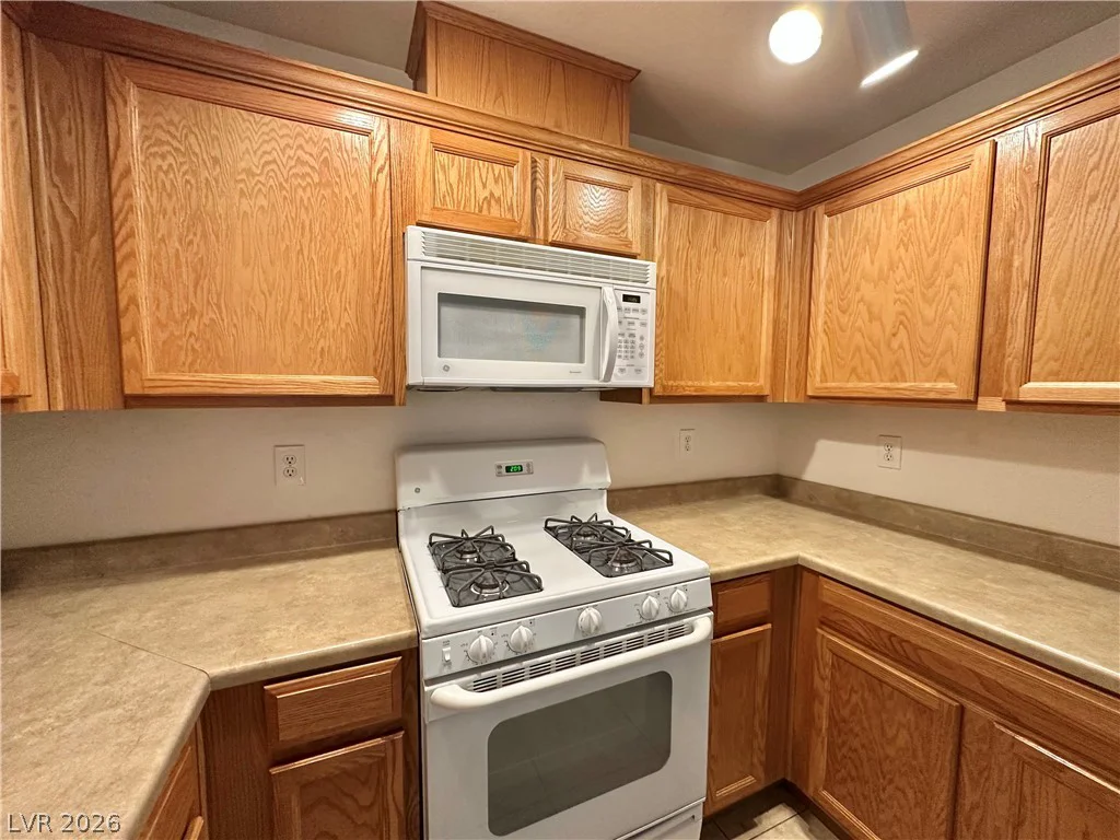 6655 Abruzzi, North Las Vegas, NV 89084