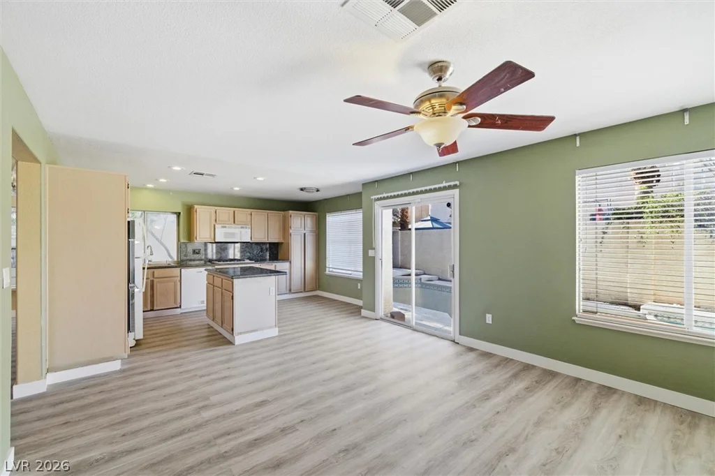 2341 Queen Bee, Las Vegas, NV 89134