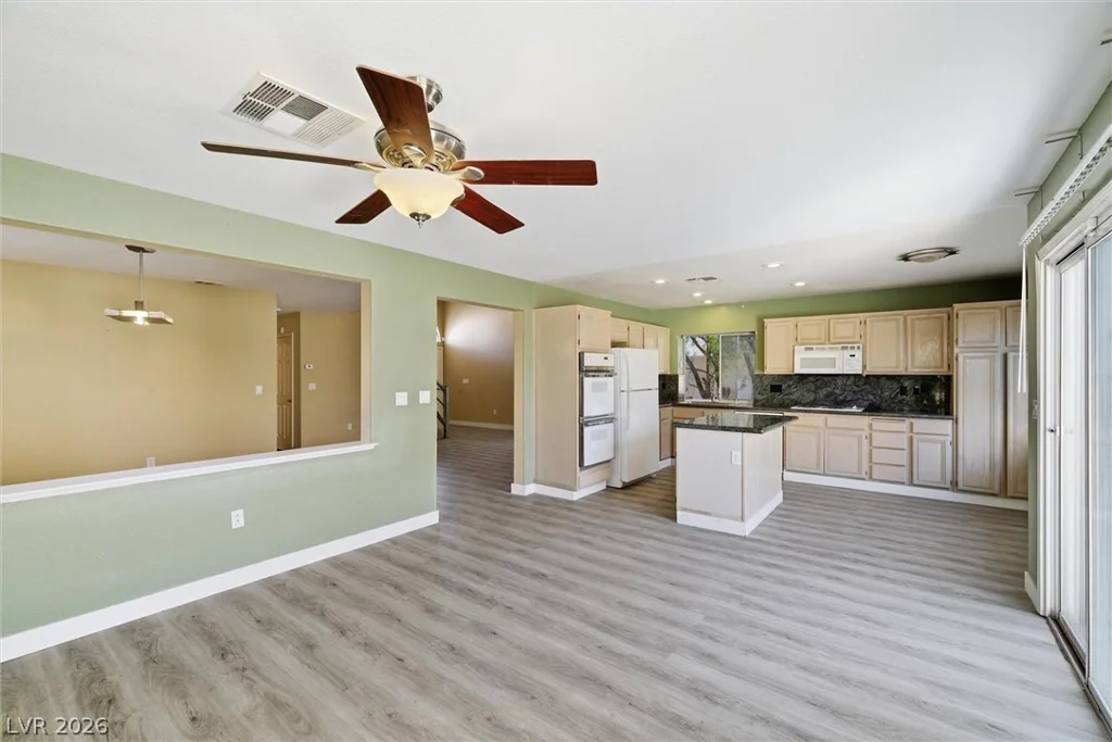 2341 Queen Bee, Las Vegas, NV 89134